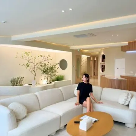 The First Gwangan Apartment Busan Exterior photo